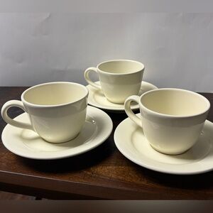 Williams Sonoma Belvedere Cream colored earthware flat cups and saucers